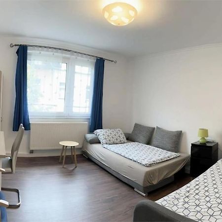 Duesseldorf Messe And Airport, 2-Bedroom Apartment With Kitchen And Garden Duisburg Exterior foto