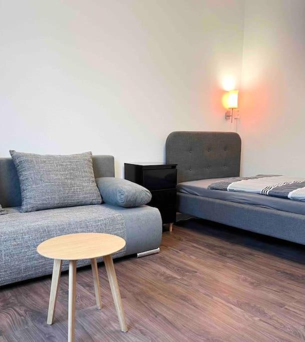 Duesseldorf Messe And Airport, 2-Bedroom Apartment With Kitchen And Garden Duisburg Exterior foto